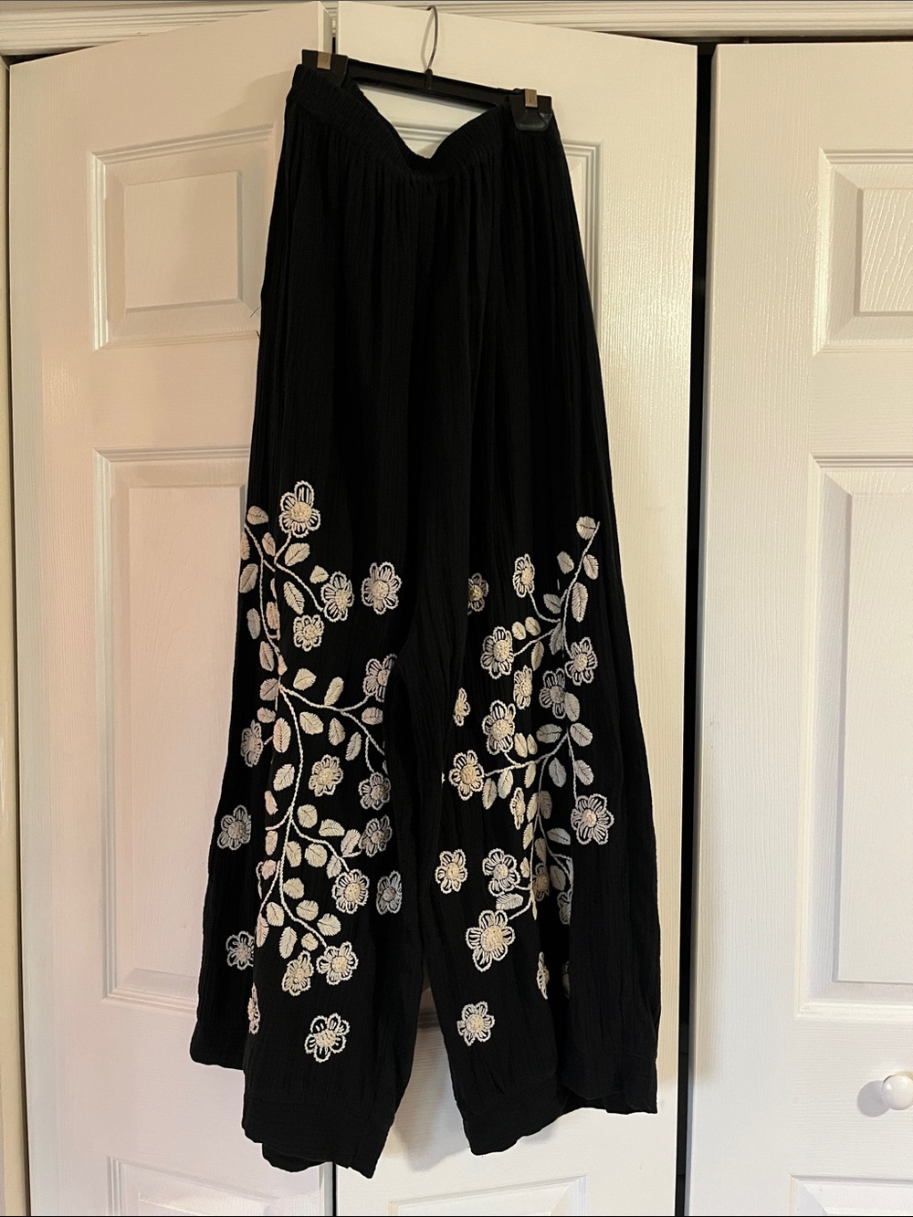 Black Harem Wide-Leg Pants with White Floral Embroidery Trim